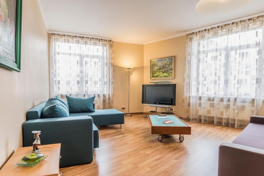 Old Town Apartment Next To Saint Peter'S Church Riga Exterior foto