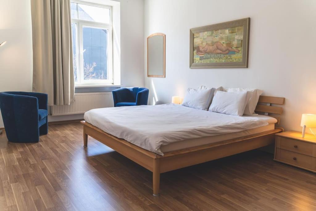 Old Town Apartment Next To Saint Peter'S Church Riga Exterior foto